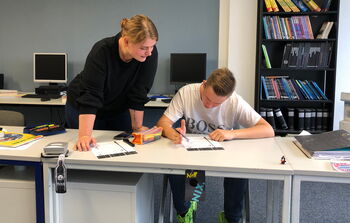 Tagesgruppe Marzahn: Deutschunterricht in der Lernwerkstatt